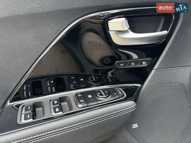 Позашляховик / Кросовер Kia Niro 2020 в Києві