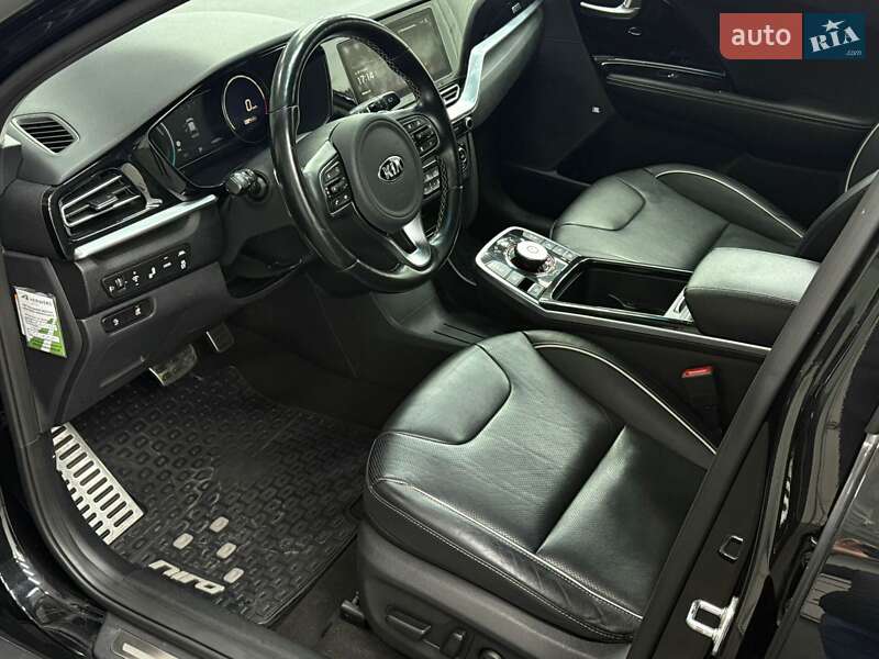 Внедорожник / Кроссовер Kia Niro 2020 в Луцке фото 17 Внедорожник / Кроссовер Kia Niro 2020 в Луцке
