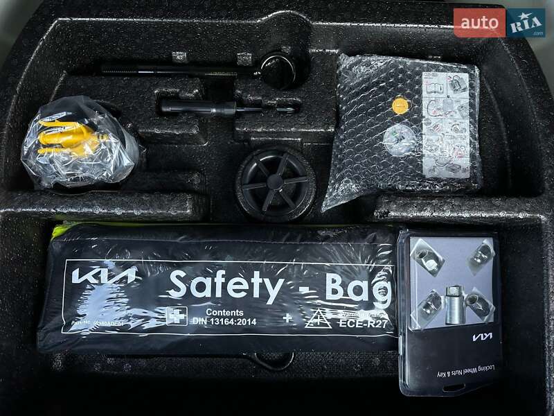 Внедорожник / Кроссовер Kia Niro 2022 в Львове