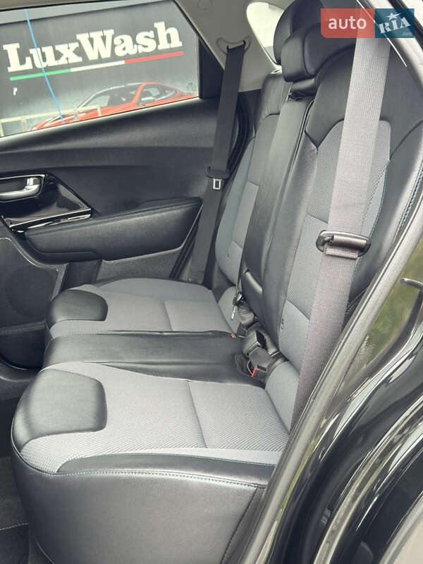 Внедорожник / Кроссовер Kia Niro 2021 в Львове