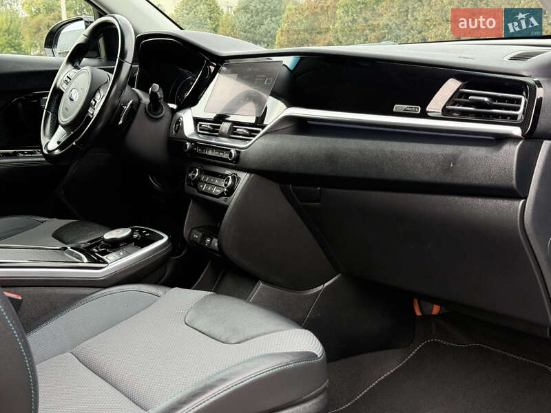 Внедорожник / Кроссовер Kia Niro 2021 в Львове