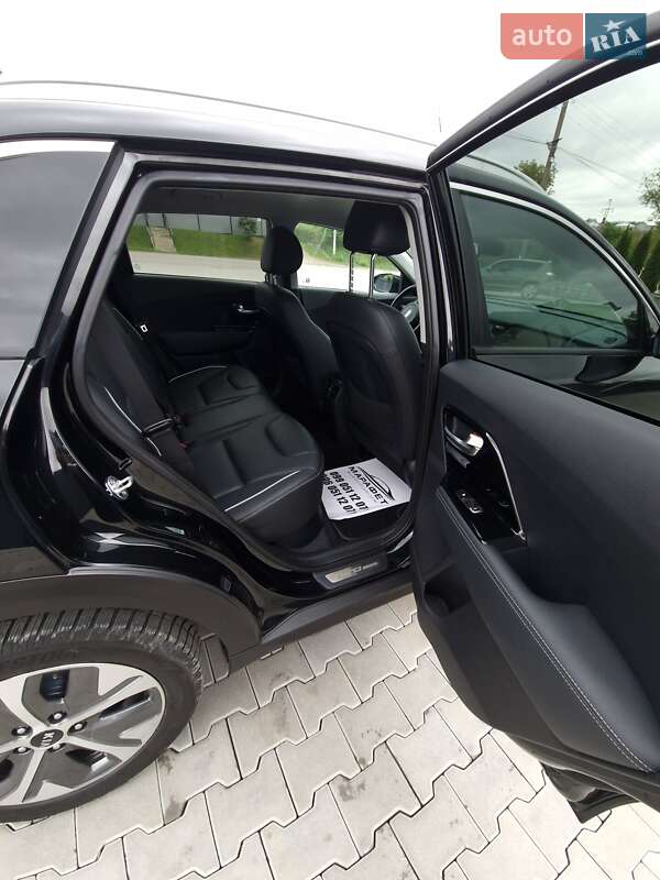 Внедорожник / Кроссовер Kia Niro 2019 в Черновцах