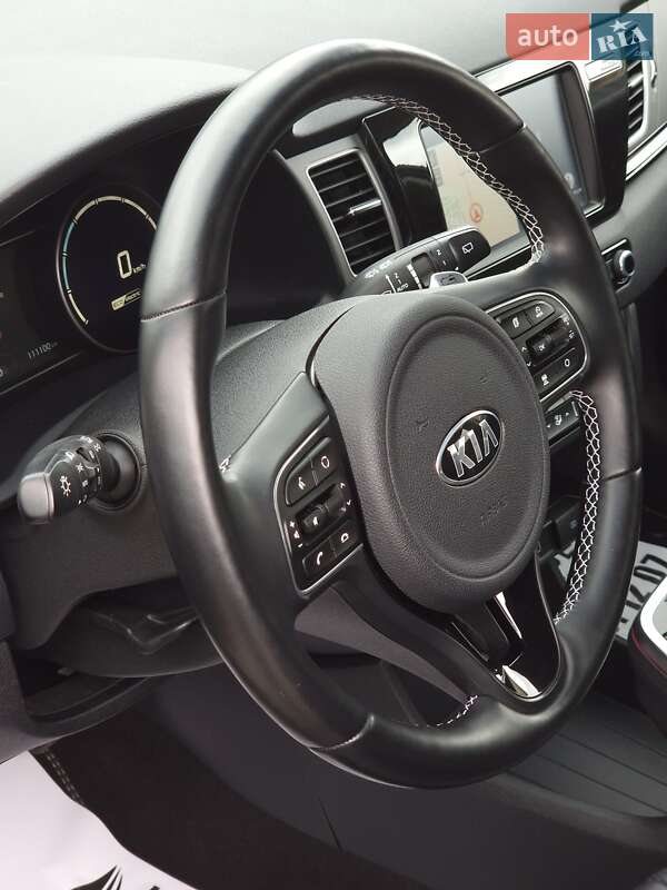 Внедорожник / Кроссовер Kia Niro 2019 в Черновцах