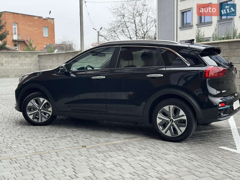Внедорожник / Кроссовер Kia Niro 2020 в Ровно