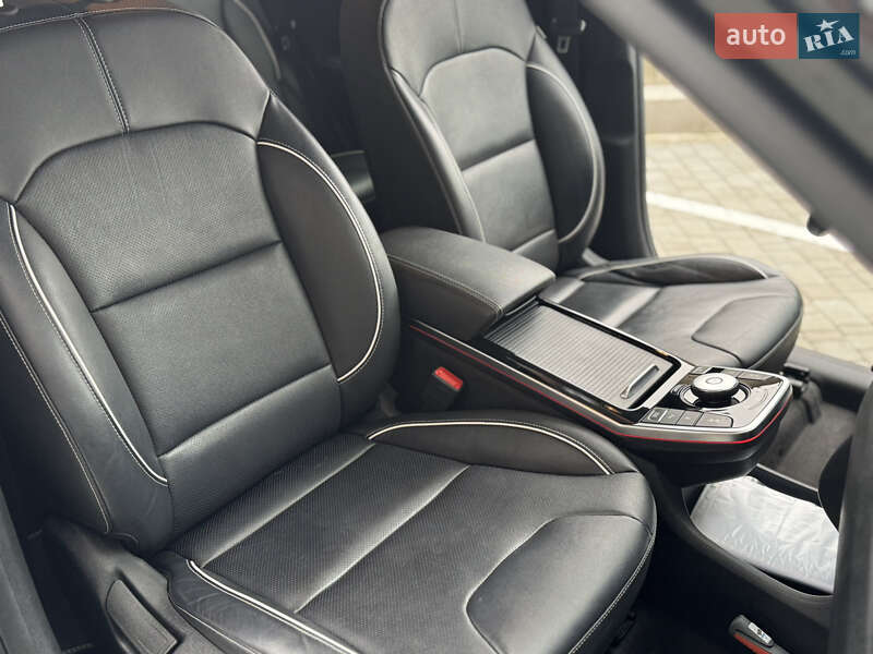 Внедорожник / Кроссовер Kia Niro 2020 в Ровно