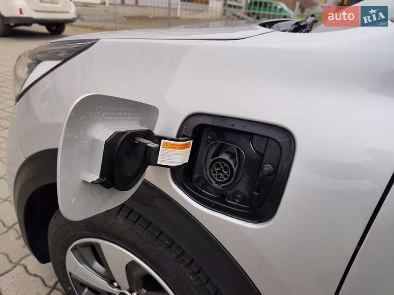 Внедорожник / Кроссовер Kia Niro 2018 в Хмельницком