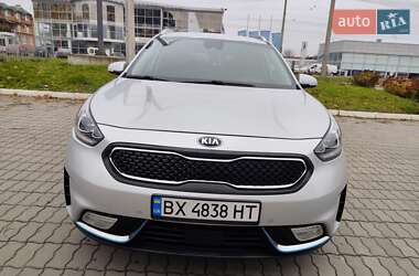 Позашляховик / Кросовер Kia Niro 2018 в Хмельницькому