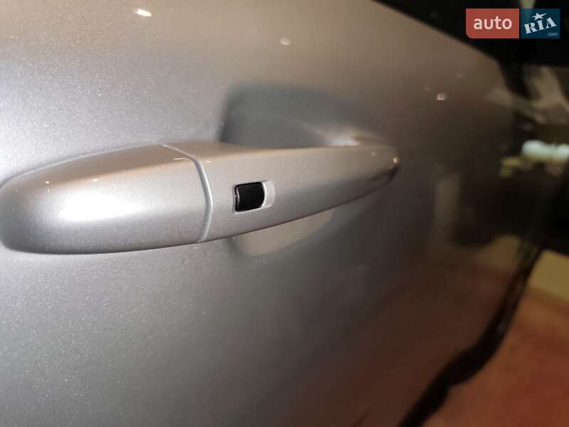 Внедорожник / Кроссовер Kia Niro 2018 в Хмельницком