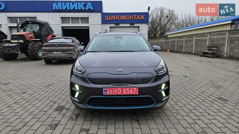 Внедорожник / Кроссовер Kia Niro 2020 в Радомышле