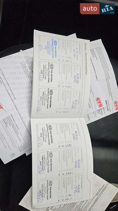 Внедорожник / Кроссовер Kia Niro 2020 в Радомышле