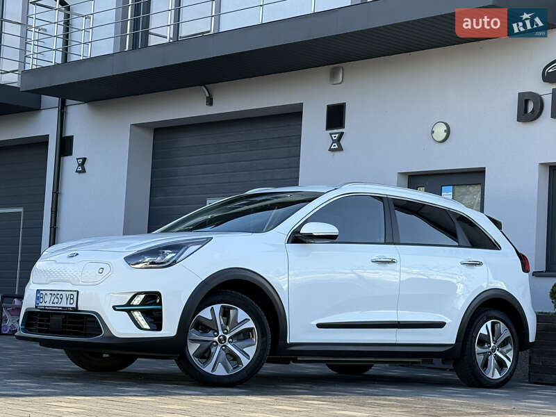 Внедорожник / Кроссовер Kia Niro 2021 в Дрогобыче