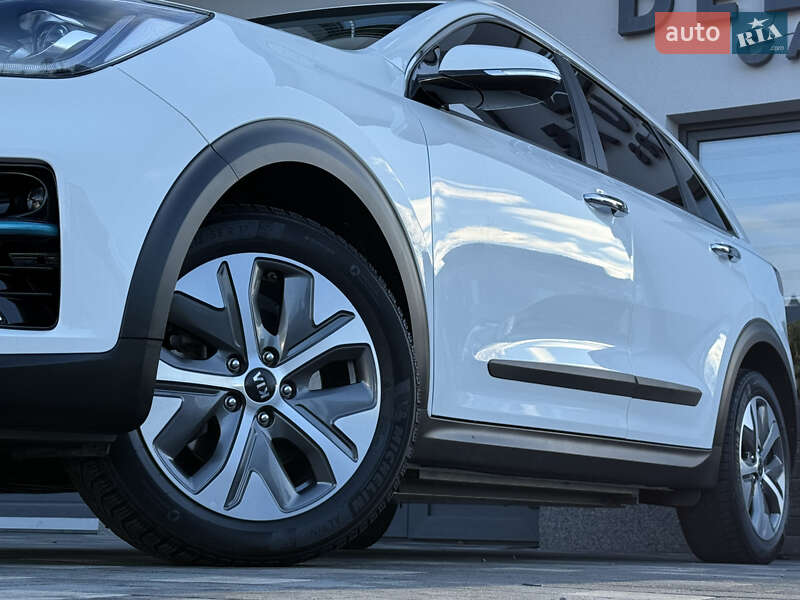 Внедорожник / Кроссовер Kia Niro 2021 в Дрогобыче