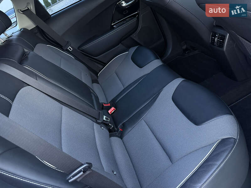 Внедорожник / Кроссовер Kia Niro 2021 в Дрогобыче