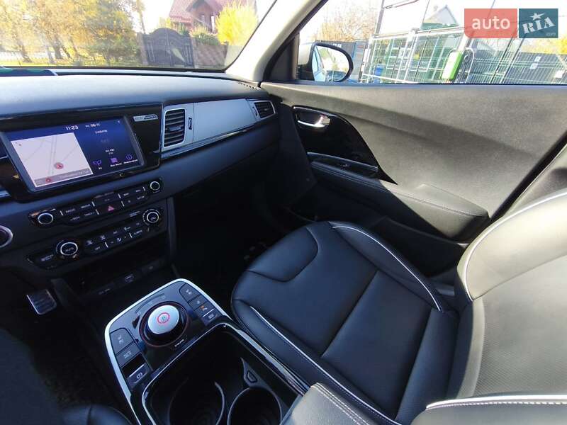 Внедорожник / Кроссовер Kia Niro 2019 в Луцке фото 32 Внедорожник / Кроссовер Kia Niro 2019 в Луцке
