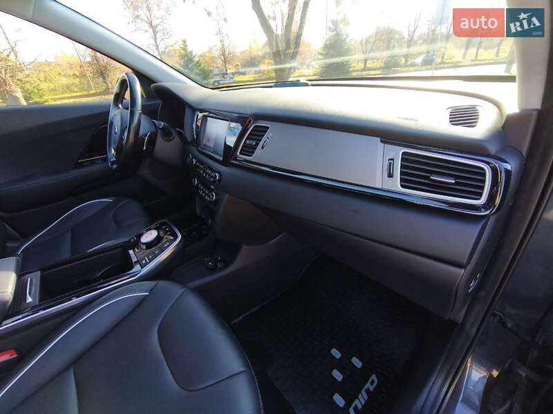 Внедорожник / Кроссовер Kia Niro 2019 в Луцке фото 55 Внедорожник / Кроссовер Kia Niro 2019 в Луцке
