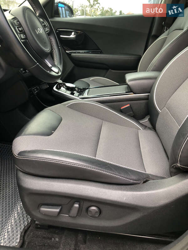 Внедорожник / Кроссовер Kia Niro 2021 в Ровно