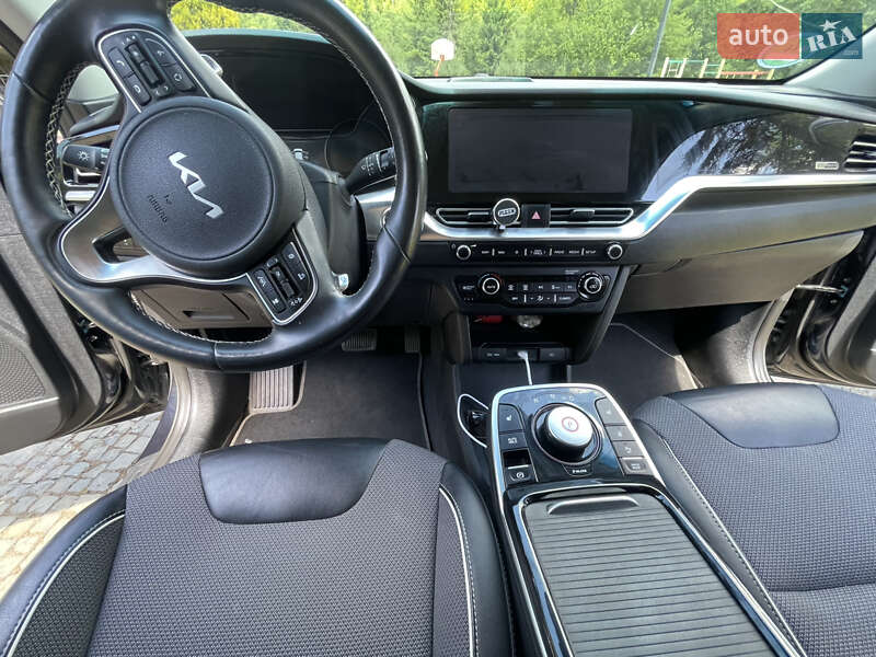 Внедорожник / Кроссовер Kia Niro 2021 в Львове фото 4 Внедорожник / Кроссовер Kia Niro 2021 в Львове