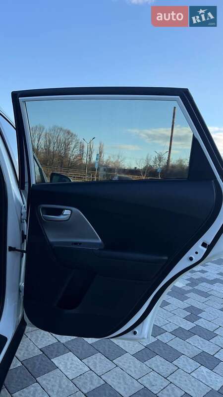 Внедорожник / Кроссовер Kia Niro 2019 в Мукачево