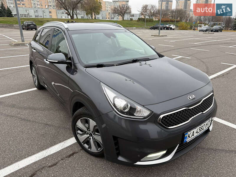 Позашляховик / Кросовер Kia Niro 2018 в Києві