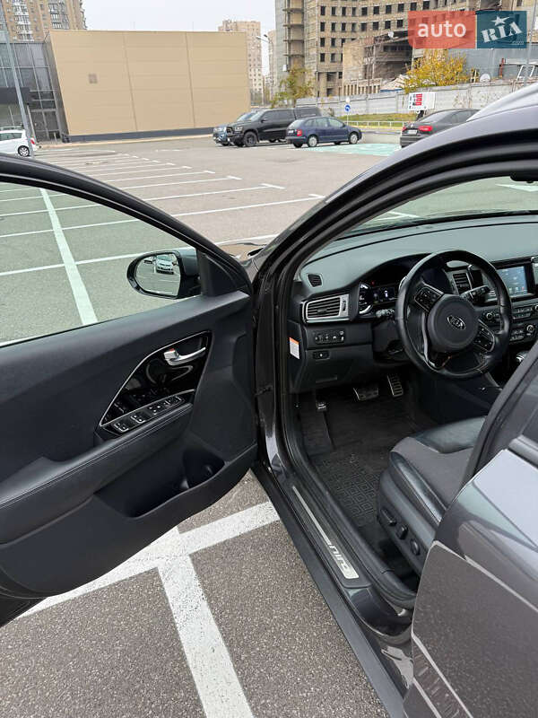 Позашляховик / Кросовер Kia Niro 2018 в Києві