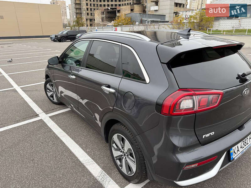 Позашляховик / Кросовер Kia Niro 2018 в Києві