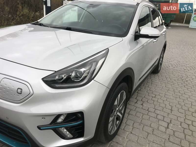 Внедорожник / Кроссовер Kia Niro 2020 в Львове
