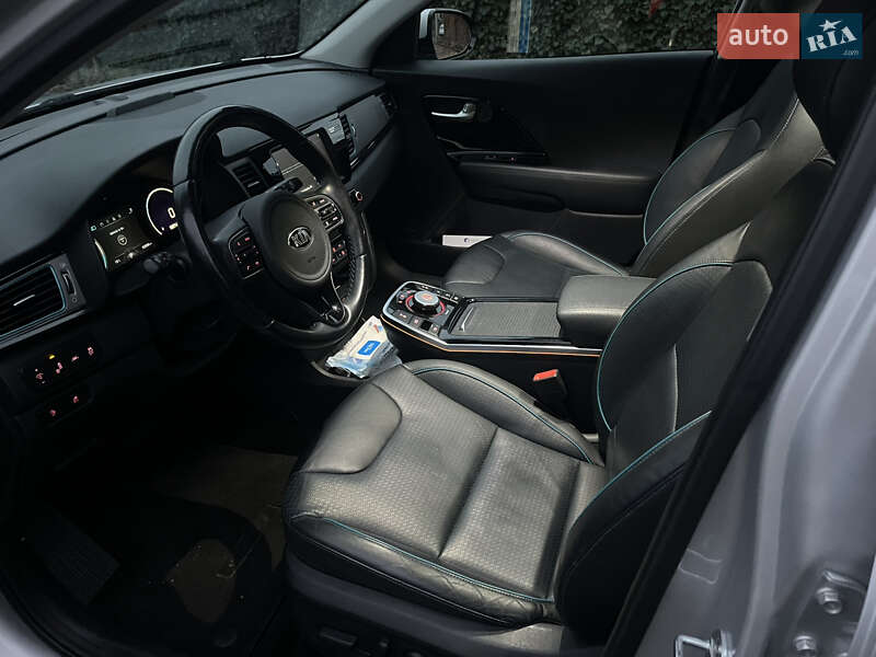 Внедорожник / Кроссовер Kia Niro 2019 в Киеве