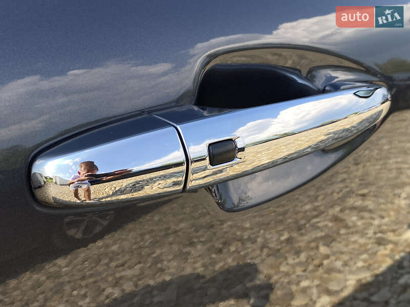 Внедорожник / Кроссовер Kia Niro 2020 в Львове