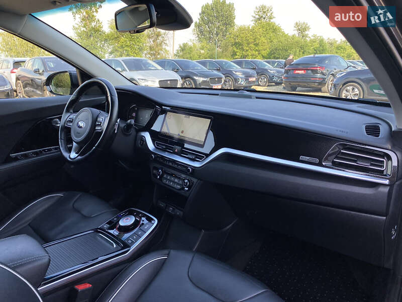 Внедорожник / Кроссовер Kia Niro 2020 в Львове
