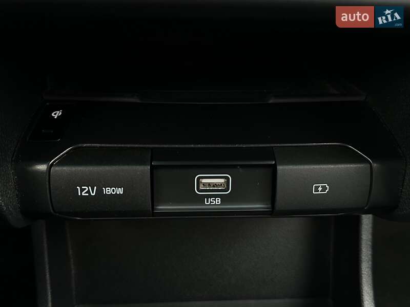 Внедорожник / Кроссовер Kia Niro 2022 в Львове