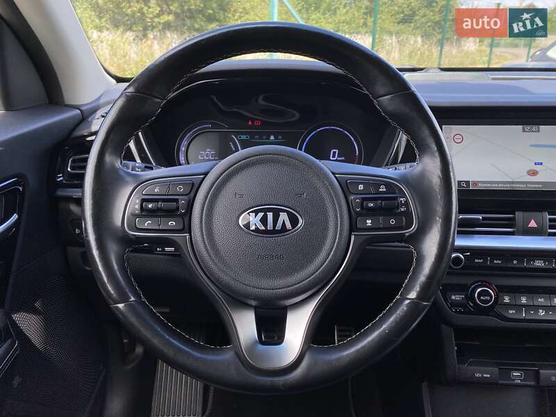 Внедорожник / Кроссовер Kia Niro 2020 в Львове