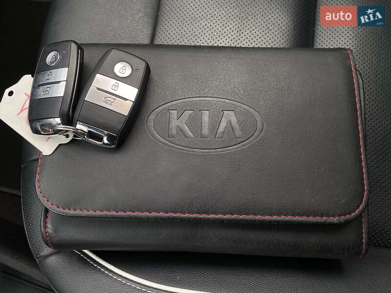 Внедорожник / Кроссовер Kia Niro 2020 в Львове