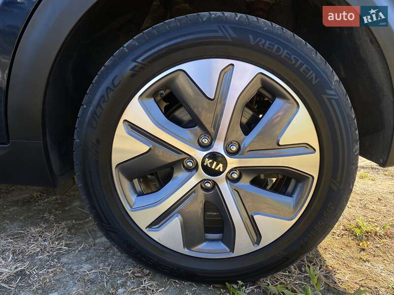 Внедорожник / Кроссовер Kia Niro 2020 в Львове