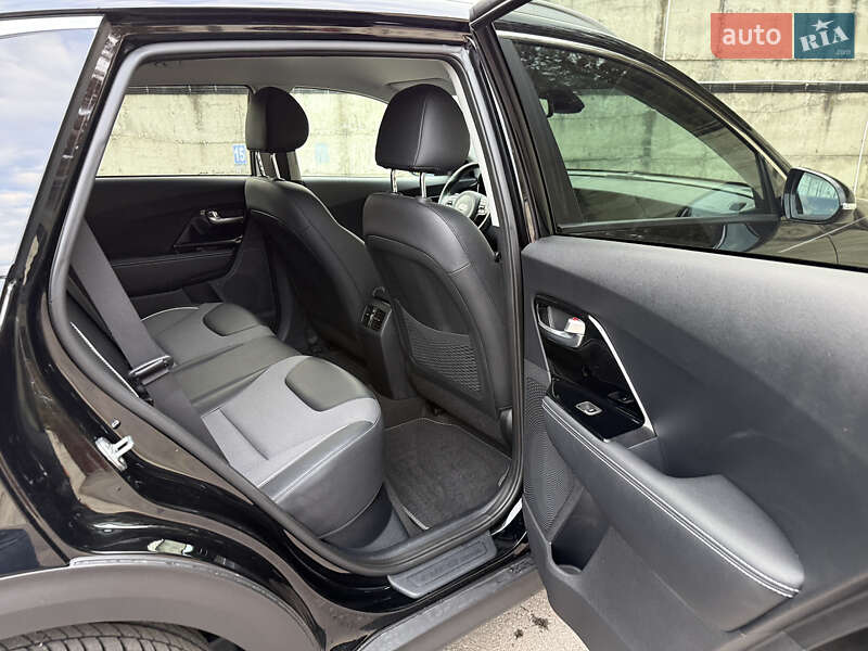 Внедорожник / Кроссовер Kia Niro 2021 в Ровно