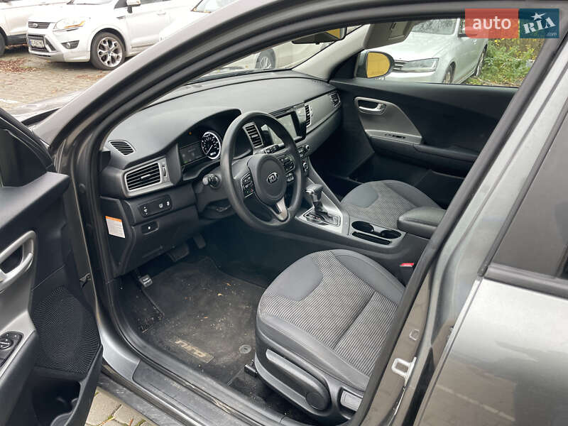 Внедорожник / Кроссовер Kia Niro 2018 в Львове