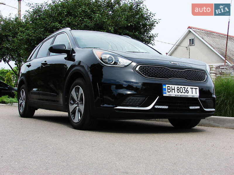 Внедорожник / Кроссовер Kia Niro 2017 в Одессе фото 5 Внедорожник / Кроссовер Kia Niro 2017 в Одессе
