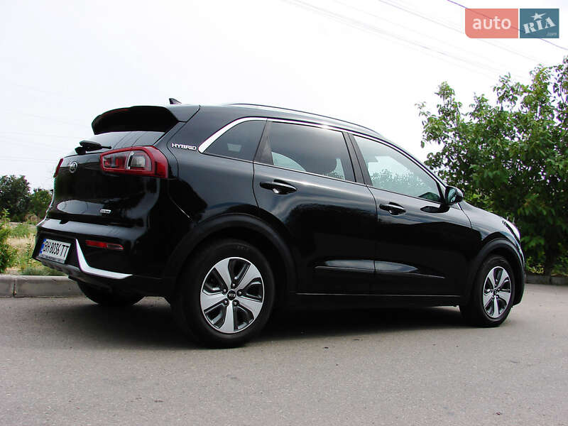 Внедорожник / Кроссовер Kia Niro 2017 в Одессе фото 7 Внедорожник / Кроссовер Kia Niro 2017 в Одессе