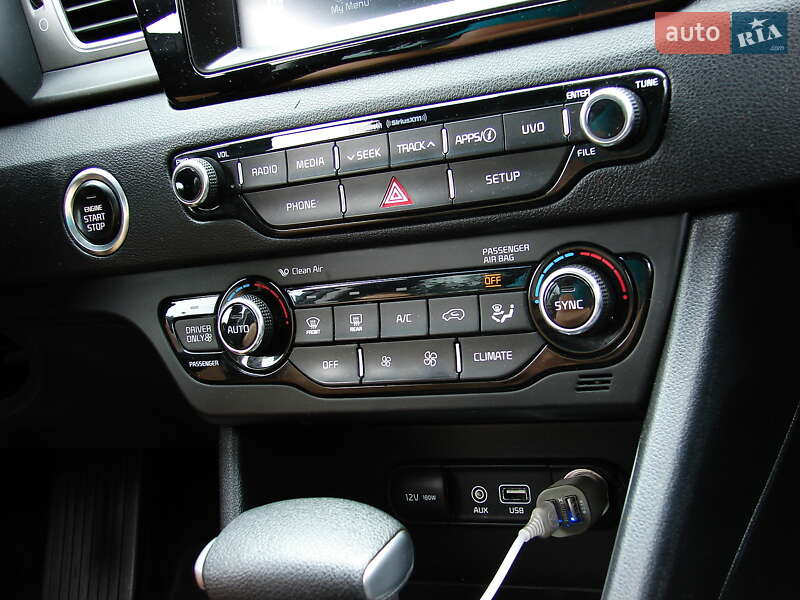 Внедорожник / Кроссовер Kia Niro 2017 в Одессе фото 20 Внедорожник / Кроссовер Kia Niro 2017 в Одессе