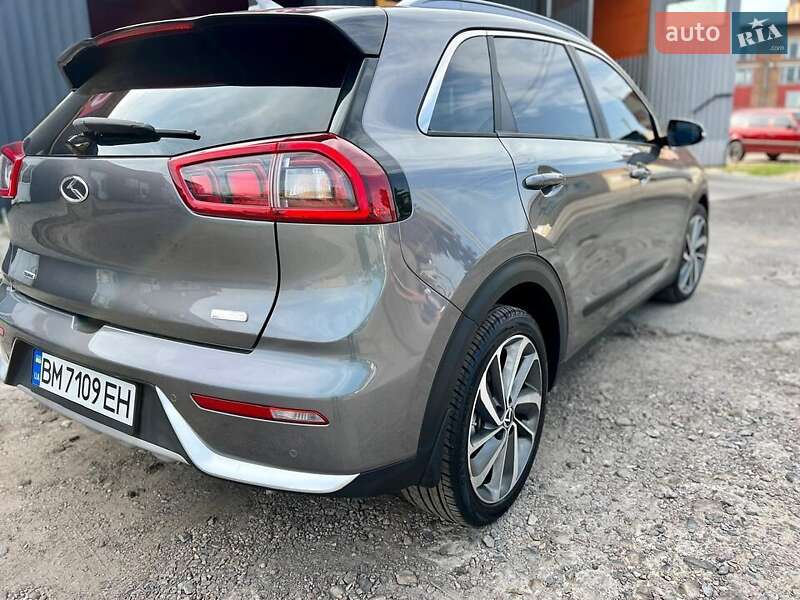 Внедорожник / Кроссовер Kia Niro 2017 в Виннице