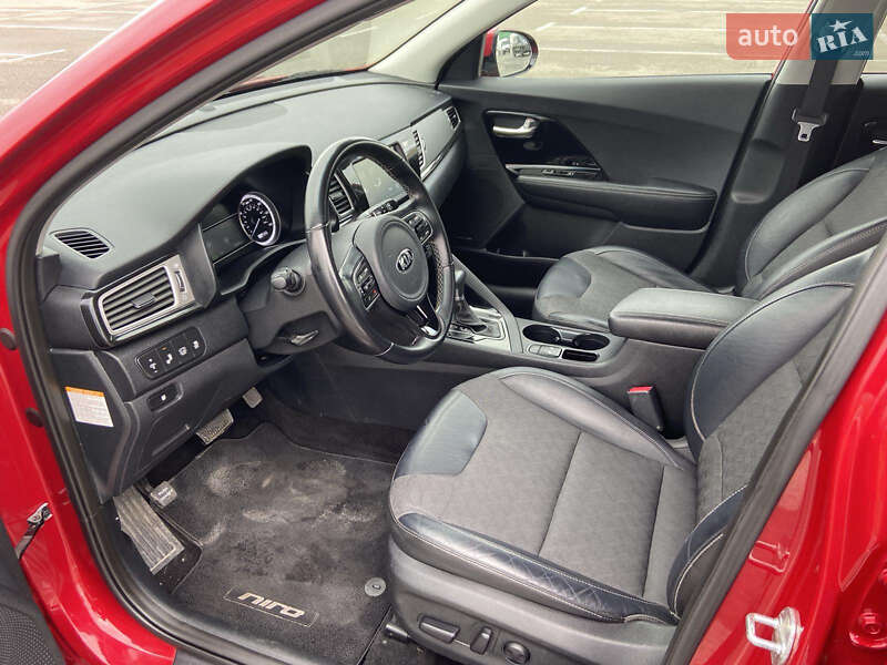 Позашляховик / Кросовер Kia Niro 2018 в Києві
