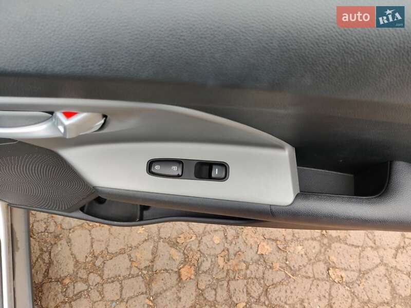 Внедорожник / Кроссовер Kia Niro 2021 в Львове