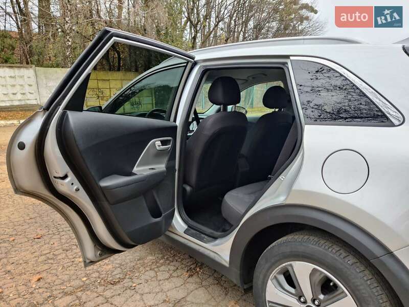 Внедорожник / Кроссовер Kia Niro 2021 в Львове