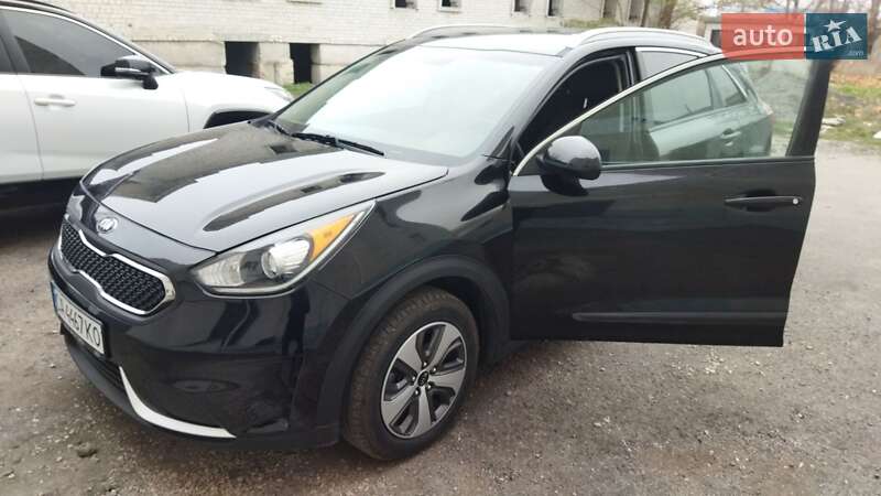 Внедорожник / Кроссовер Kia Niro 2018 в Черкассах