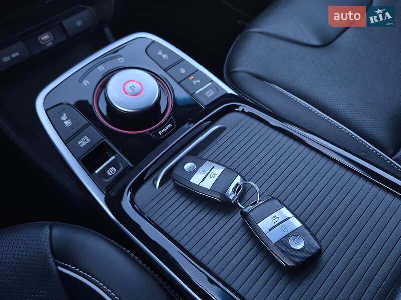 Внедорожник / Кроссовер Kia Niro 2020 в Луцке