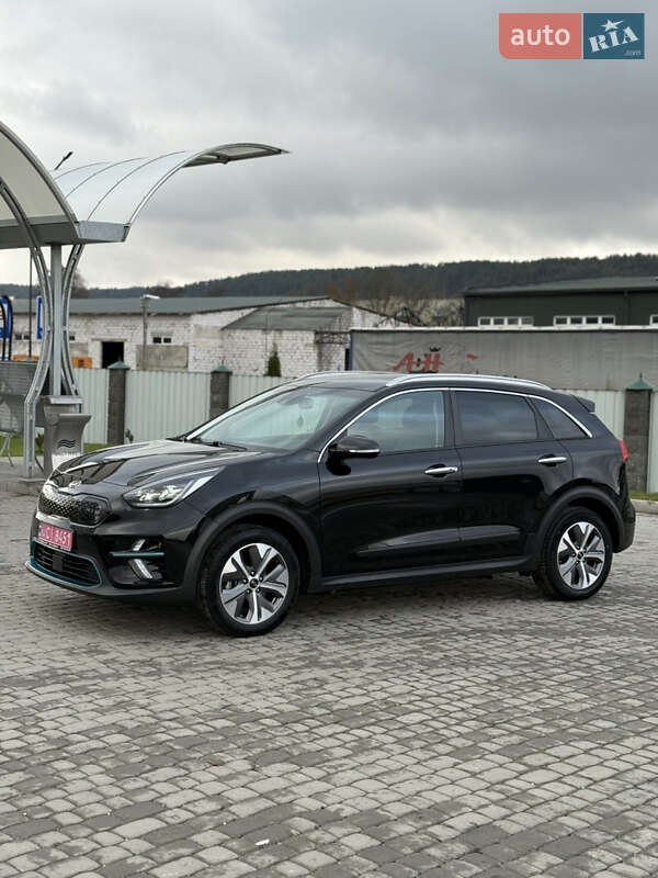 Позашляховик / Кросовер Kia Niro 2020 в Бережанах