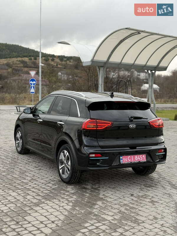 Позашляховик / Кросовер Kia Niro 2020 в Бережанах