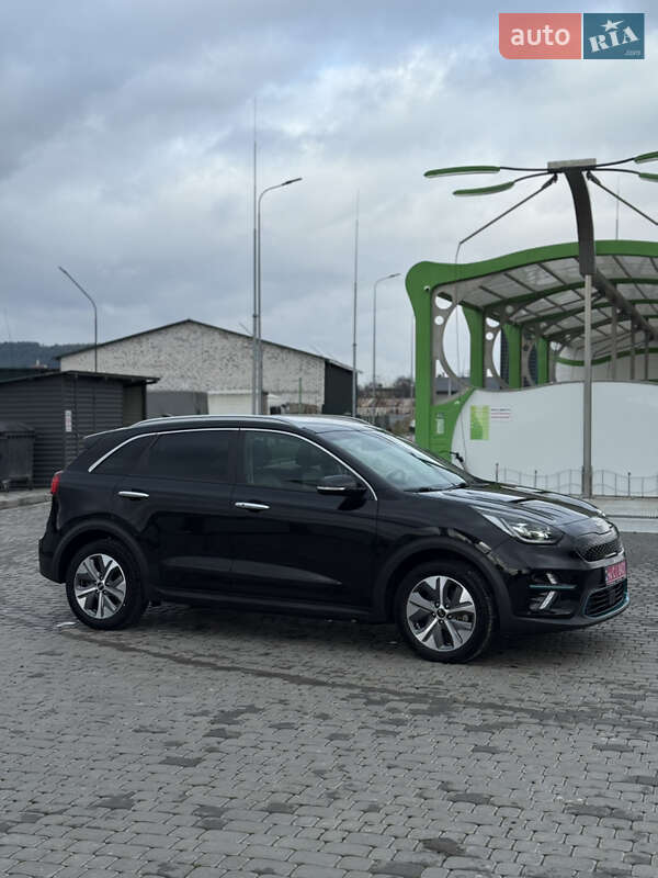Позашляховик / Кросовер Kia Niro 2020 в Бережанах