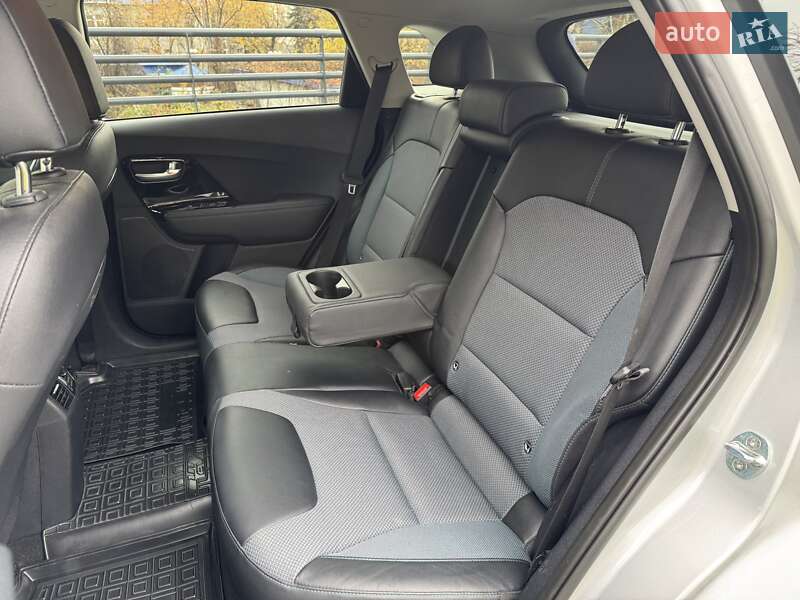 Внедорожник / Кроссовер Kia Niro 2021 в Днепре