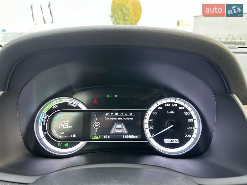 Внедорожник / Кроссовер Kia Niro 2017 в Киеве