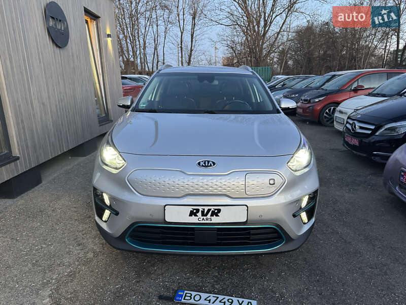 Внедорожник / Кроссовер Kia Niro 2019 в Тернополе фото 2 Внедорожник / Кроссовер Kia Niro 2019 в Тернополе